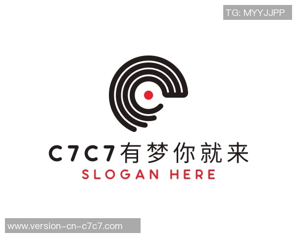 2013年经典足球鞋款式回顾与图片展示，重温足球场上的激情与风采